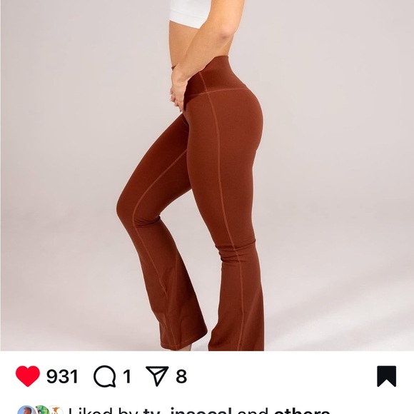 saina’s brand Pants - HIGH WAISTED FLARE PANTS
$56+lipstick gift. All size S. M. L. XL